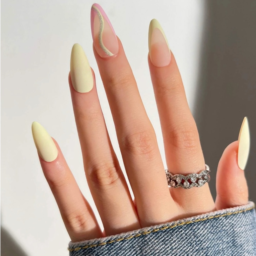 Pastel Yellow Press On Nails